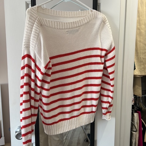 Sweater - Picture 2 of 2